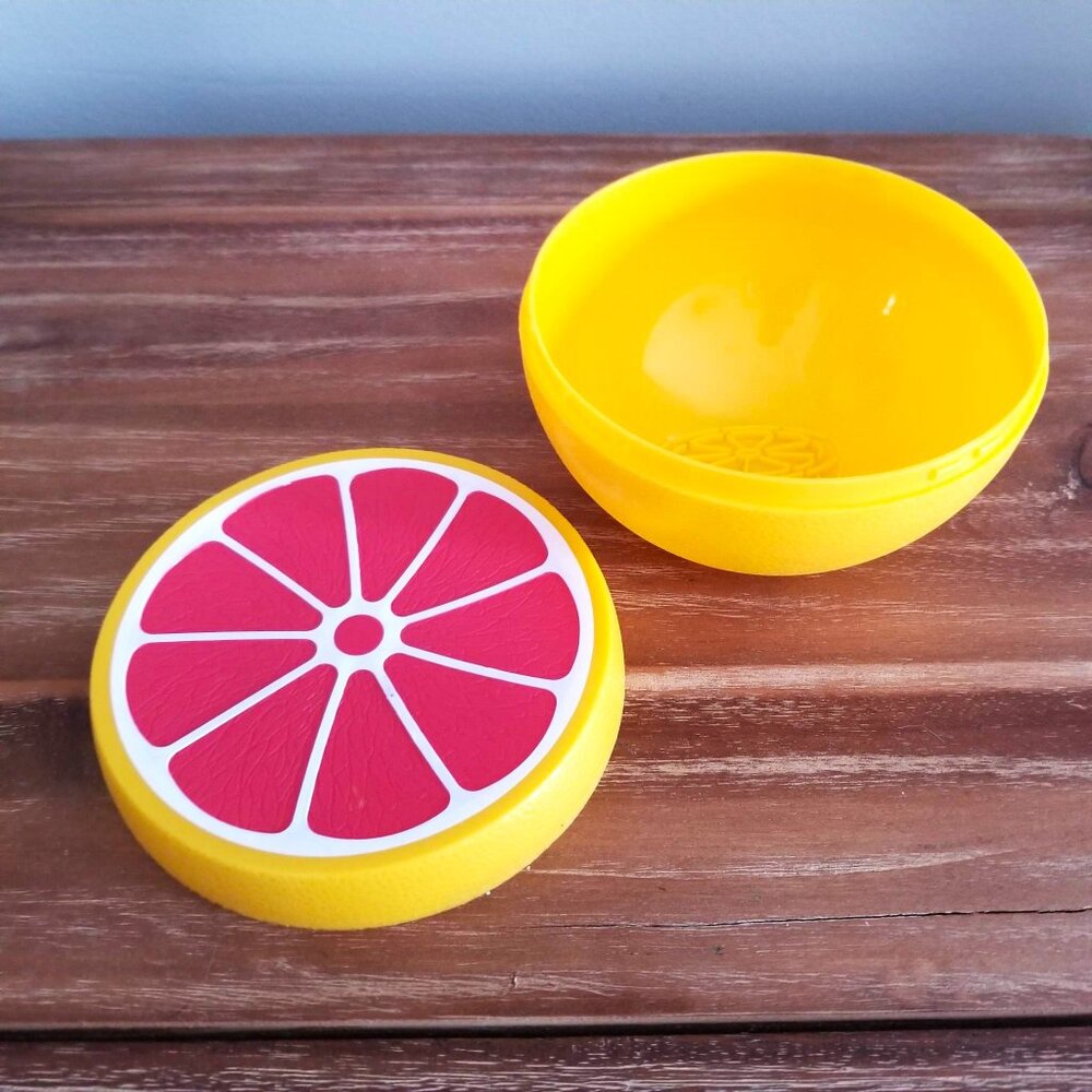 Grapefruit Storage Container Saver. Hutzler Brand. EUC - Picture 10 of 11